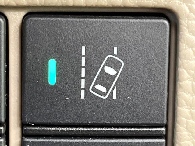 N-BOX G・EXターボホンダセンシング 両側電動スライド 純正8型ナビ フリップダウン バックカメラ ホンダセンシング レーダークルーズ 禁煙車 ドラレコ レーンキープ LEDヘッド ETC オートハイビーム 車線逸脱警報 誤発進抑制機能(34枚目)