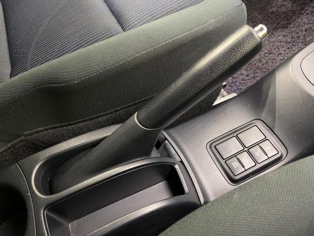 アクア S 純正ナビ 禁煙車 ドラレコ LEDヘッド ETC オートライト オートエアコン Bluetooth CD DVD再生 地デジ LEDフォグ 純正ホイール(32枚目)