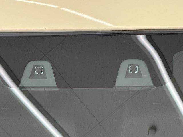 スペーシアギア ハイブリッドＸＺ　両側電動スライド　純正ナビ　デュアルカメラブレーキサポート　レーダークルーズ　禁煙車　シートヒーター　前後ドラレコ　コーナーセンサー　レーンキープ　スマートキー　ＬＥＤヘッド　ルーフレール　ＥＴＣ（5枚目）