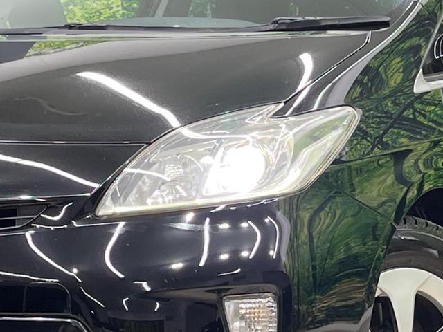 プリウス Ｓ　後期　純正ナビ　バックカメラ　禁煙車　スマートキー　ＨＩＤヘッド　ビルトインＥＴＣ　純正１５インチアルミ　オートライト　オートエアコン　ＣＤ　地デジ　ステアリングスイッチ　トラクションコントロール（11枚目）