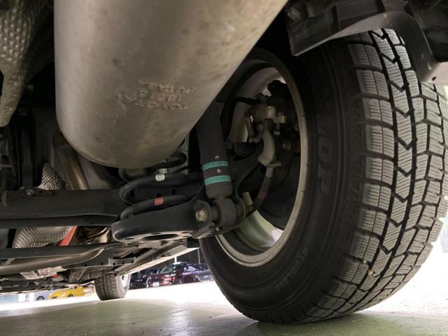 プリウス Ｓ　後期　純正ナビ　バックカメラ　禁煙車　スマートキー　ＨＩＤヘッド　ビルトインＥＴＣ　純正１５インチアルミ　オートライト　オートエアコン　ＣＤ　地デジ　ステアリングスイッチ　トラクションコントロール（20枚目）