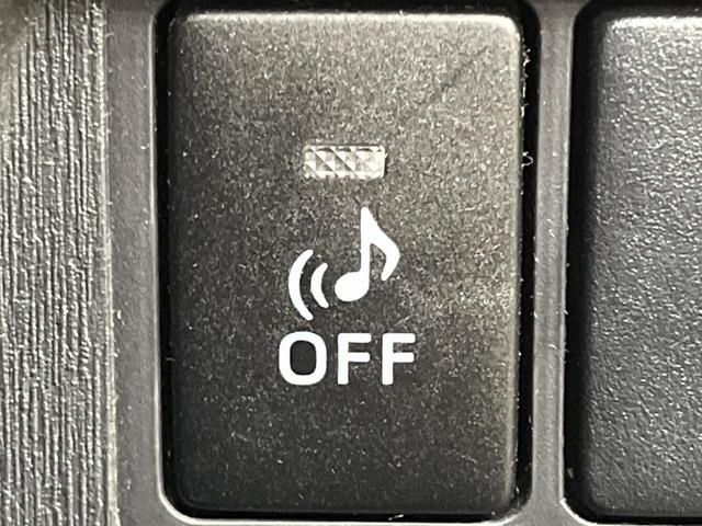 プリウス Ｓ　後期　純正ナビ　バックカメラ　禁煙車　スマートキー　ＨＩＤヘッド　ビルトインＥＴＣ　純正１５インチアルミ　オートライト　オートエアコン　ＣＤ　地デジ　ステアリングスイッチ　トラクションコントロール（60枚目）