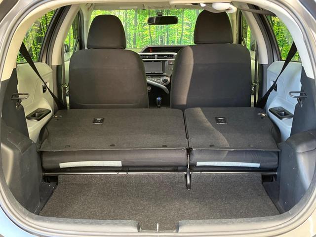 アクア S SDナビ 禁煙車 スマートキー ETC オートライト オートエアコン CD DVD再生 フルセグ ステアリングスイッチ シートリフター プライバシーガラス ドアバイザー ヘッドライトレベライザー(10枚目)