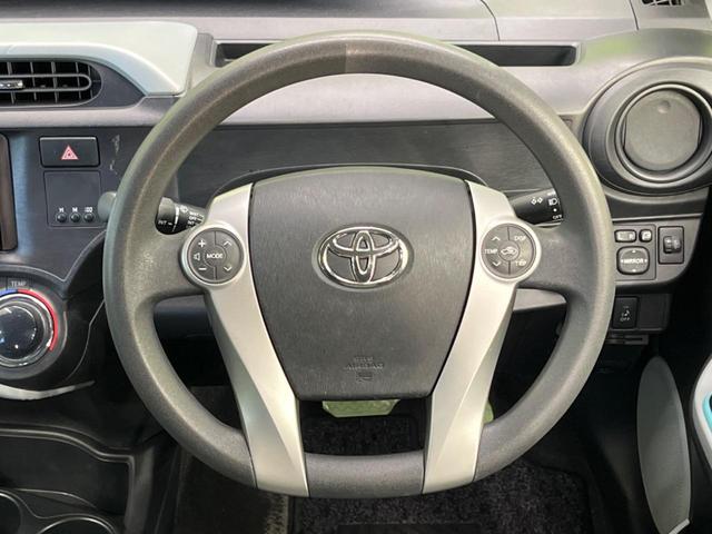 アクア S SDナビ 禁煙車 スマートキー ETC オートライト オートエアコン CD DVD再生 フルセグ ステアリングスイッチ シートリフター プライバシーガラス ドアバイザー ヘッドライトレベライザー(11枚目)