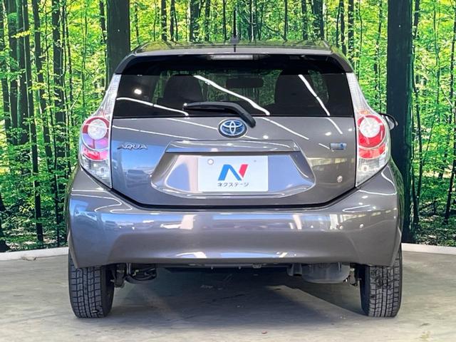 アクア S SDナビ 禁煙車 スマートキー ETC オートライト オートエアコン CD DVD再生 フルセグ ステアリングスイッチ シートリフター プライバシーガラス ドアバイザー ヘッドライトレベライザー(15枚目)