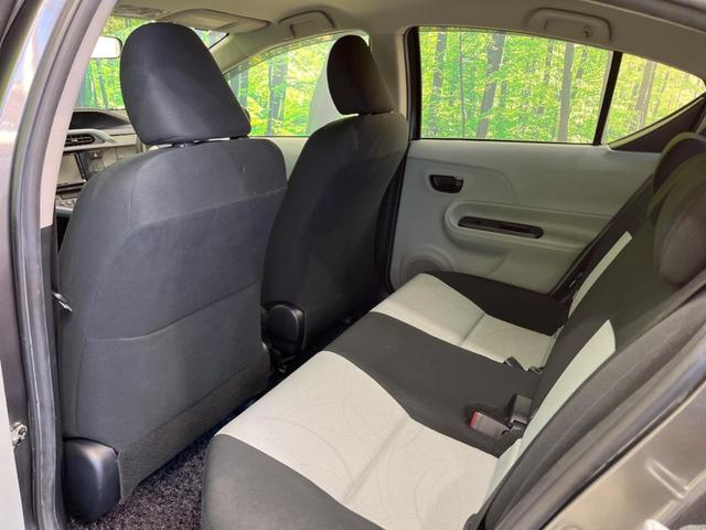 アクア S SDナビ 禁煙車 スマートキー ETC オートライト オートエアコン CD DVD再生 フルセグ ステアリングスイッチ シートリフター プライバシーガラス ドアバイザー ヘッドライトレベライザー(38枚目)