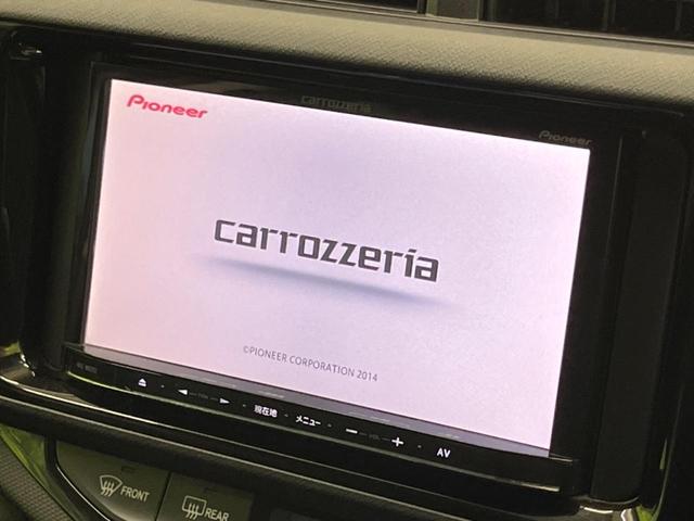 アクア S SDナビ バックカメラ 禁煙車 スマートキー オートライト オートエアコン CD 地デジ 15インチアルミホイル 電動格納ミラー シートリフター ワイパーデアイサー トラクションコントロール(3枚目)