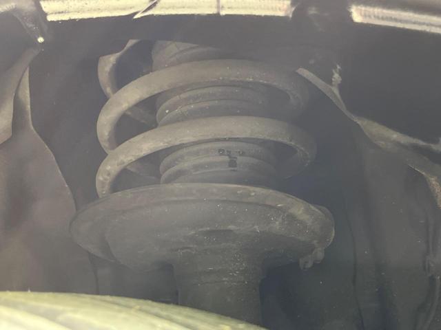 アクア S SDナビ バックカメラ 禁煙車 スマートキー オートライト オートエアコン CD 地デジ 15インチアルミホイル 電動格納ミラー シートリフター ワイパーデアイサー トラクションコントロール(20枚目)