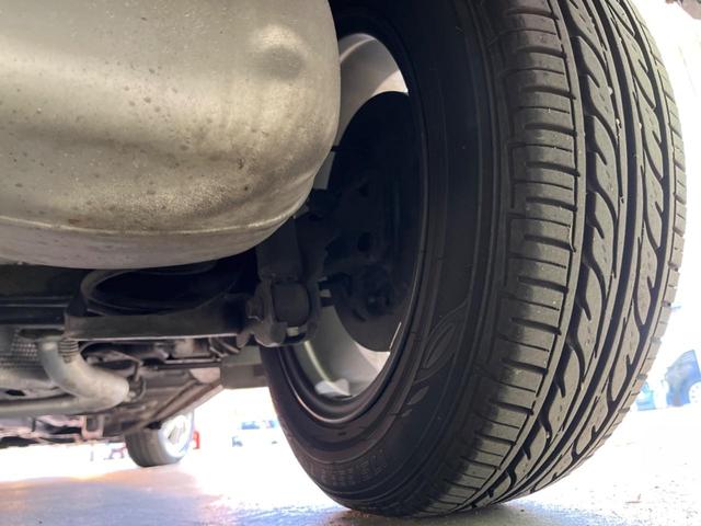 アクア S SDナビ バックカメラ 禁煙車 スマートキー オートライト オートエアコン CD 地デジ 15インチアルミホイル 電動格納ミラー シートリフター ワイパーデアイサー トラクションコントロール(21枚目)