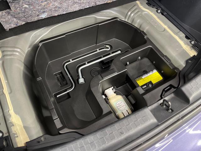 アクア S SDナビ バックカメラ 禁煙車 スマートキー オートライト オートエアコン CD 地デジ 15インチアルミホイル 電動格納ミラー シートリフター ワイパーデアイサー トラクションコントロール(48枚目)