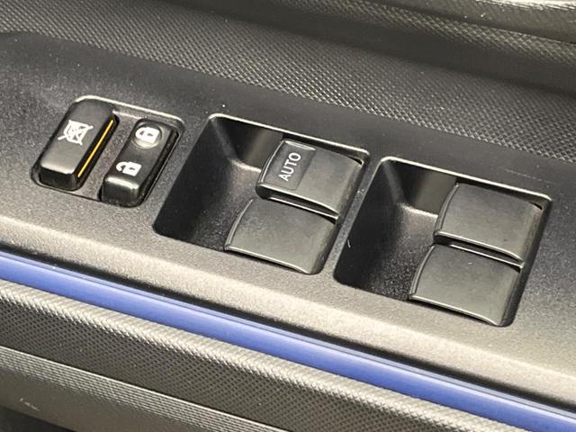 アクア S SDナビ バックカメラ 禁煙車 スマートキー オートライト オートエアコン CD 地デジ 15インチアルミホイル 電動格納ミラー シートリフター ワイパーデアイサー トラクションコントロール(49枚目)