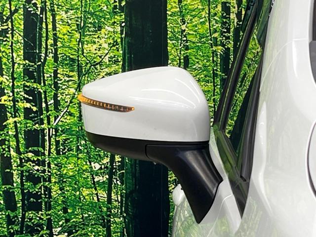 ノート Ｘ　純正ナビ　バックカメラ　エマージェンシーブレーキ　禁煙車　レーンキープ　スマートキー　ＥＴＣ　車線逸脱警報　オートライト　オートエアコン　ＣＤ再生　フルセグ　ドアバイザー　ヘッドライトレベライザー（24枚目）