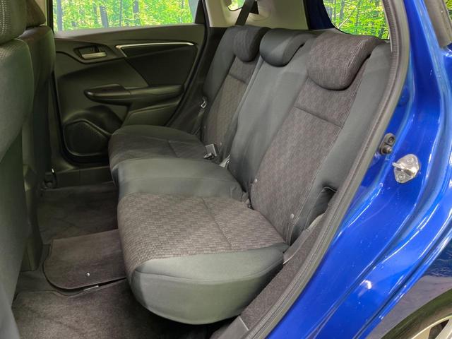 フィット １３Ｇ・Ｓパッケージ　メーカーナビ　バックカメラ　シティブレーキアクティブシステム　禁煙車　前後ドラレコ　スマートキー　ＬＥＤヘッド　ＥＴＣ　オートライト　オートエアコン　純正１５インチＡＷ　Ｂｌｕｅｔｏｏｔｈ再生（23枚目）