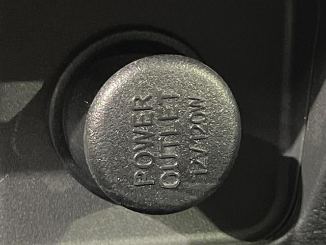 キャラバン ロングＥＸ　全周囲カメラ　インテリジェントエマージェンシーブレーキ　禁煙車　コーナーセンサー　レーンキープ　ＥＴＣ　オートハイビーム　スマートルームミラー　車線逸脱警報　誤発進抑制機能　オートライト　ＣＤ再生（22枚目）