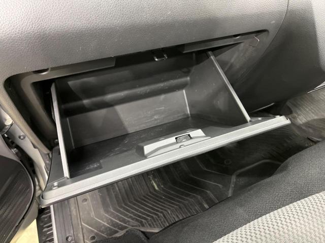 キャラバン ロングＥＸ　全周囲カメラ　インテリジェントエマージェンシーブレーキ　禁煙車　コーナーセンサー　レーンキープ　ＥＴＣ　オートハイビーム　スマートルームミラー　車線逸脱警報　誤発進抑制機能　オートライト　ＣＤ再生（48枚目）