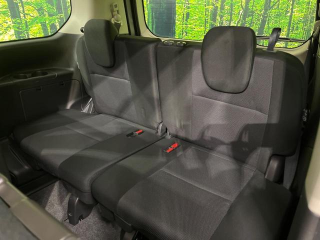 セレナ ＸＶ　４ＷＤ　両側電動スライド　純正１０型ナビ　全周囲カメラ　インテリジェントエマージェンシーブレーキ　禁煙車　ドラレコ　コーナーセンサー　レーンキープ　スマートキー　ＥＴＣ　クルコン　オートハイビーム（25枚目）