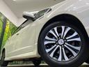 ハイブリッド・スマートセレクション　純正９インチナビ　バックカメラ　禁煙車　ハーフレザーシート　シートヒーター　ＨＩＤヘッド　ＥＴＣ　クルコン　オートライト　オートエアコン　純正１５インチＡＷ　ＣＤ／ＤＶＤ再生　フルセグ　革巻ハンドル（29枚目）