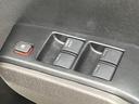 ハイブリッド・スマートセレクション　純正９インチナビ　バックカメラ　禁煙車　ハーフレザーシート　シートヒーター　ＨＩＤヘッド　ＥＴＣ　クルコン　オートライト　オートエアコン　純正１５インチＡＷ　ＣＤ／ＤＶＤ再生　フルセグ　革巻ハンドル（44枚目）