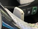 ハイブリッド・スマートセレクション　純正９インチナビ　バックカメラ　禁煙車　ハーフレザーシート　シートヒーター　ＨＩＤヘッド　ＥＴＣ　クルコン　オートライト　オートエアコン　純正１５インチＡＷ　ＣＤ／ＤＶＤ再生　フルセグ　革巻ハンドル（55枚目）