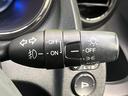 ハイブリッド・スマートセレクション　純正９インチナビ　バックカメラ　禁煙車　ハーフレザーシート　シートヒーター　ＨＩＤヘッド　ＥＴＣ　クルコン　オートライト　オートエアコン　純正１５インチＡＷ　ＣＤ／ＤＶＤ再生　フルセグ　革巻ハンドル（56枚目）