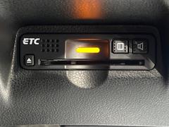 【ＥＴＣ】高速道路の料金所をストレスなく通過！話題のスポットやサービスエリアに多い「スマートIntercooler」利用時は必須のアイテムです。当店でセットアップを実施、ご納車当日からすぐにご利用いただけます！ 7