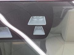 【スマートシティブレーキサポート】低速走行中に前方の車両等を認識し、衝突しそうな時は警報とブレーキで衝突回避と被害軽減をアシスト。より安全にドライブをお楽しみいただけます。 5