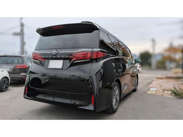 アルファード Ｚ　ユニバーサルステップ／プリクラッシュセーフティ／ブラインドスポット／レーンディパーチャーアラート／デジタルインナーミラー／ナビ／ＴＶ／３６０°カメラ／後席モニター／レザーシート／メーカー保証継承（7枚目）