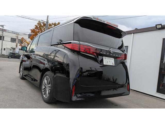 アルファード Ｚ　ユニバーサルステップ／プリクラッシュセーフティ／ブラインドスポット／レーンディパーチャーアラート／デジタルインナーミラー／ナビ／ＴＶ／３６０°カメラ／後席モニター／レザーシート／メーカー保証継承（8枚目）