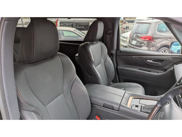 アルファード Ｚ　ユニバーサルステップ／プリクラッシュセーフティ／ブラインドスポット／レーンディパーチャーアラート／デジタルインナーミラー／ナビ／ＴＶ／３６０°カメラ／後席モニター／レザーシート／メーカー保証継承（12枚目）