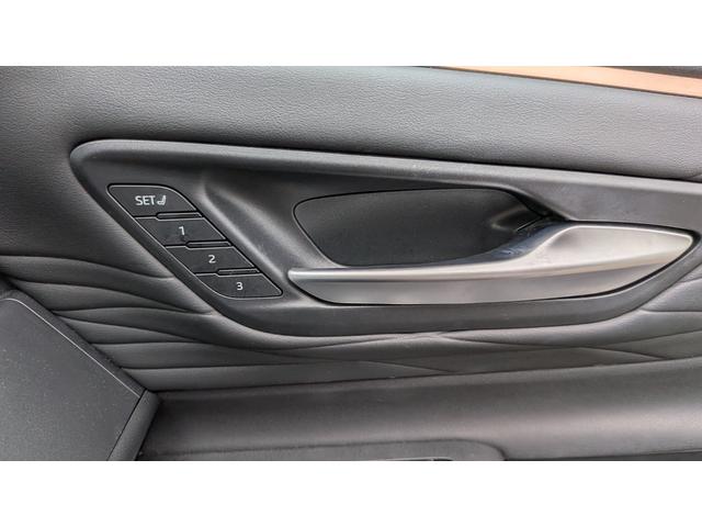 アルファード Ｚ　ユニバーサルステップ／プリクラッシュセーフティ／ブラインドスポット／レーンディパーチャーアラート／デジタルインナーミラー／ナビ／ＴＶ／３６０°カメラ／後席モニター／レザーシート／メーカー保証継承（24枚目）