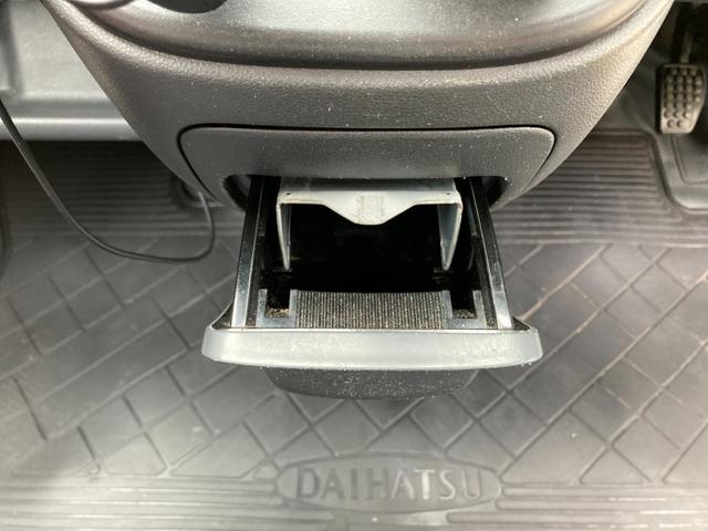 ハイゼットカーゴ デッキバンＧ　４ＷＤ　５速マニュアル　両側スライドドア　前方ドラレコ　ポータブルナビ　荷台マッド　社外アルミ　ＣＤデッキ　シートカバー　車検Ｒ９年１月　パワステ　エアコン　パワーウィンドウ　１７３７１５ｋｍ　軽バン（27枚目）