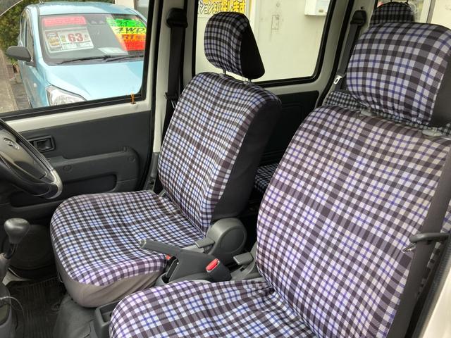 ハイゼットカーゴ デッキバンＧ　４ＷＤ　５速マニュアル　両側スライドドア　前方ドラレコ　ポータブルナビ　荷台マッド　社外アルミ　ＣＤデッキ　シートカバー　車検Ｒ９年１月　パワステ　エアコン　パワーウィンドウ　１７３７１５ｋｍ　軽バン（49枚目）