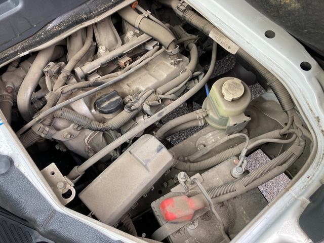 ハイゼットカーゴ デッキバンＧ　４ＷＤ　５速マニュアル　両側スライドドア　前方ドラレコ　ポータブルナビ　荷台マッド　社外アルミ　ＣＤデッキ　シートカバー　車検Ｒ９年１月　パワステ　エアコン　パワーウィンドウ　１７３７１５ｋｍ　軽バン（66枚目）