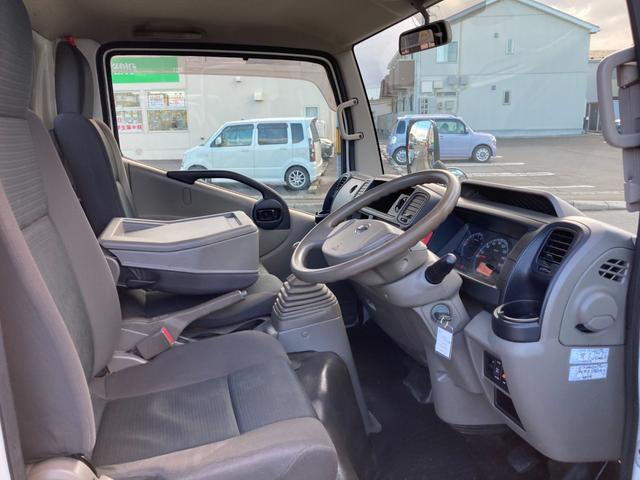 アトラストラック 4WD 5速マニュアル 3.0ディーゼルターボ 1.4t積 左電格ミラー ミラーヒーター スチールデッキ タイヤサイズ205/65R16 車両総重量3555kg 新普通免許で乗れます 136753km(20枚目)