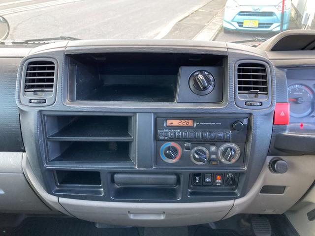 アトラストラック 4WD 5速マニュアル 3.0ディーゼルターボ 1.4t積 左電格ミラー ミラーヒーター スチールデッキ タイヤサイズ205/65R16 車両総重量3555kg 新普通免許で乗れます 136753km(23枚目)