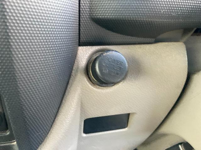 アトラストラック 4WD 5速マニュアル 3.0ディーゼルターボ 1.4t積 左電格ミラー ミラーヒーター スチールデッキ タイヤサイズ205/65R16 車両総重量3555kg 新普通免許で乗れます 136753km(40枚目)