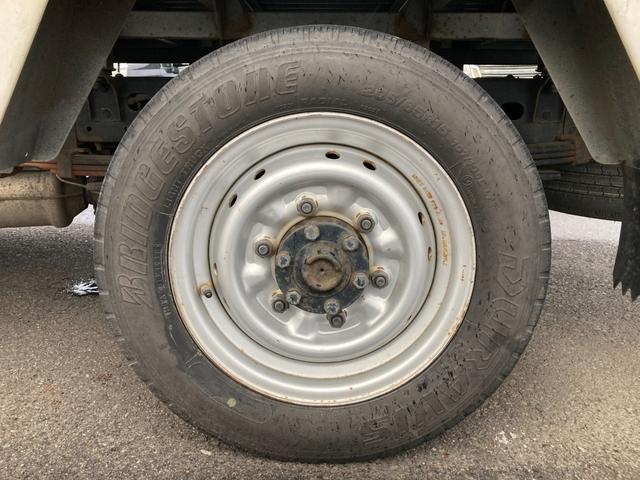 アトラストラック 4WD 5速マニュアル 3.0ディーゼルターボ 1.4t積 左電格ミラー ミラーヒーター スチールデッキ タイヤサイズ205/65R16 車両総重量3555kg 新普通免許で乗れます 136753km(60枚目)