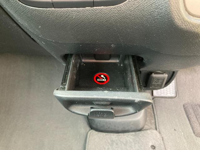 ライフ ディーバ　４ＷＤ　オートマチック　ＨＩＤヘッドライト　スマートキー　ナビ　ＴＶ　バックカメラ　ＥＴＣ　社外アルミ　オートエアコン　パワステ　エアコン　エアバック　パワーウィンドウ　走行中ＴＶ見れます　軽四（27枚目）