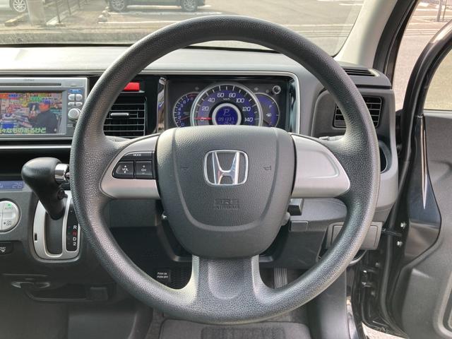 ライフ ディーバ　４ＷＤ　オートマチック　ＨＩＤヘッドライト　スマートキー　ナビ　ＴＶ　バックカメラ　ＥＴＣ　社外アルミ　オートエアコン　パワステ　エアコン　エアバック　パワーウィンドウ　走行中ＴＶ見れます　軽四（28枚目）