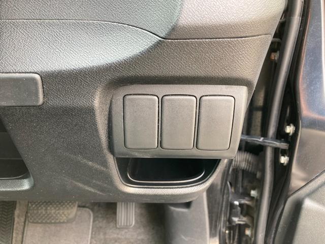 ライフ ディーバ　４ＷＤ　オートマチック　ＨＩＤヘッドライト　スマートキー　ナビ　ＴＶ　バックカメラ　ＥＴＣ　社外アルミ　オートエアコン　パワステ　エアコン　エアバック　パワーウィンドウ　走行中ＴＶ見れます　軽四（31枚目）