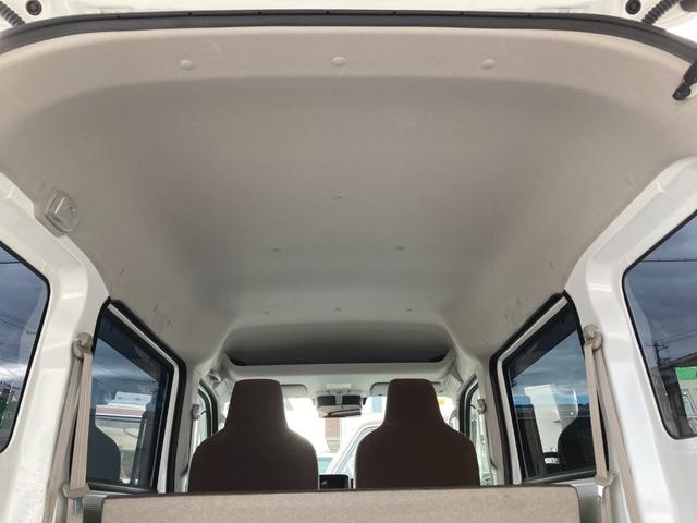 エブリイ ＰＡリミテッド　４ＷＤ　オートマチック　両側スライドドア　デュアルカメラブレーキサポート　障害物センサー　車線逸脱警報　横滑り防止装置　キーレス　ラジオ　タイヤサイズ１４５Ｒ１２－６ＰＲ　軽バン　１０９６７７ｋｍ（57枚目）