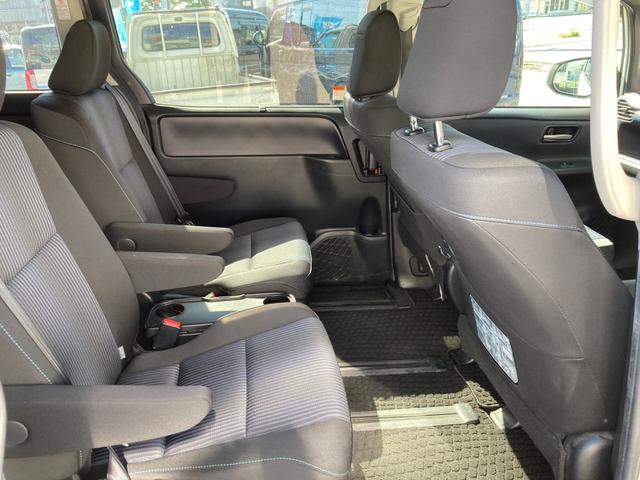 ノア Ｓｉ　４ＷＤ　ＣＶＴ　ワンオーナー　スマートキー　左パワースライドドア　ＬＥＤヘッドライト　アイドリングストップ　ナビ　ＴＶフルセグ　ＤＶＤ再生　Ｂｌｕｅｔｏｏｔｈ　ＥＴＣ　バックカメラ　エンスタ　横滑り（34枚目）