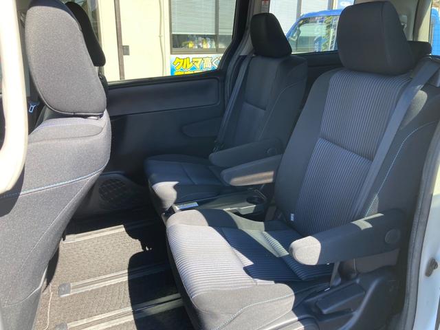 ノア Ｓｉ　４ＷＤ　ＣＶＴ　ワンオーナー　スマートキー　左パワースライドドア　ＬＥＤヘッドライト　アイドリングストップ　ナビ　ＴＶフルセグ　ＤＶＤ再生　Ｂｌｕｅｔｏｏｔｈ　ＥＴＣ　バックカメラ　エンスタ　横滑り（48枚目）