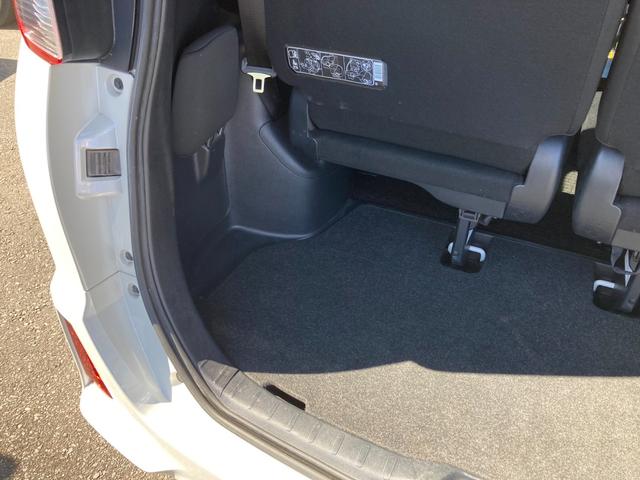 ノア Ｓｉ　４ＷＤ　ＣＶＴ　ワンオーナー　スマートキー　左パワースライドドア　ＬＥＤヘッドライト　アイドリングストップ　ナビ　ＴＶフルセグ　ＤＶＤ再生　Ｂｌｕｅｔｏｏｔｈ　ＥＴＣ　バックカメラ　エンスタ　横滑り（54枚目）