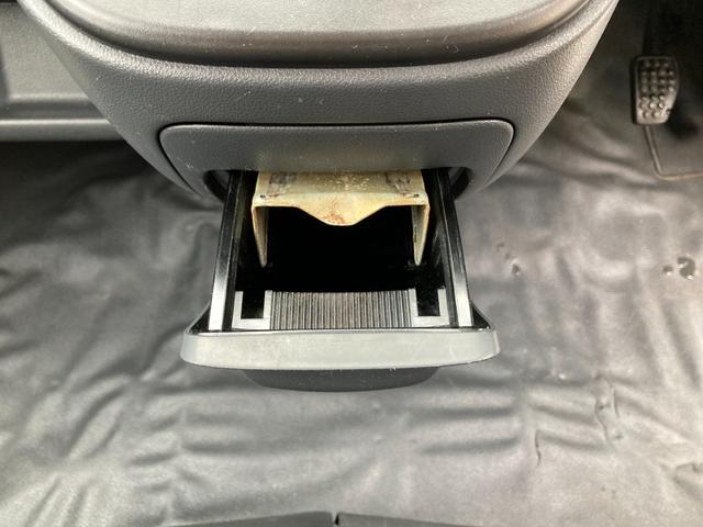ハイゼットカーゴ 　中温冷凍バン　ハイルーフ　４ＷＤ　オートマチック　デンソー製　－７℃設定　両側スライドドア　キーレスエントリー　パワステ　エアコン　エアバック　取説　保証書　スペアキー有り　軽バン　９４４３５ｋｍ（28枚目）