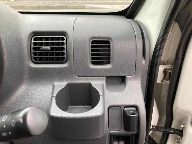 ハイゼットカーゴ 　中温冷凍バン　ハイルーフ　４ＷＤ　オートマチック　デンソー製　－７℃設定　両側スライドドア　キーレスエントリー　パワステ　エアコン　エアバック　取説　保証書　スペアキー有り　軽バン　９４４３５ｋｍ（32枚目）