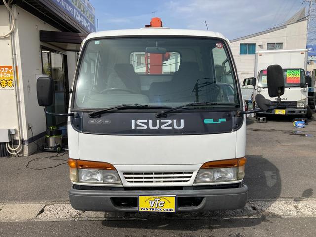 エルフトラック 　３段クレーン　ラジコン　フックイン　ＮＫＳ７１ＬＡＲ　４ＷＤに入らず　ＵＲＡ２．３３ｔ　荷台内寸３４１０×１７９０　ＨＳＡ　フォグ　パワステ　エアコン　パワーウィンドウ　タイヤサイズ１９５／８５Ｒ１６（2枚目）