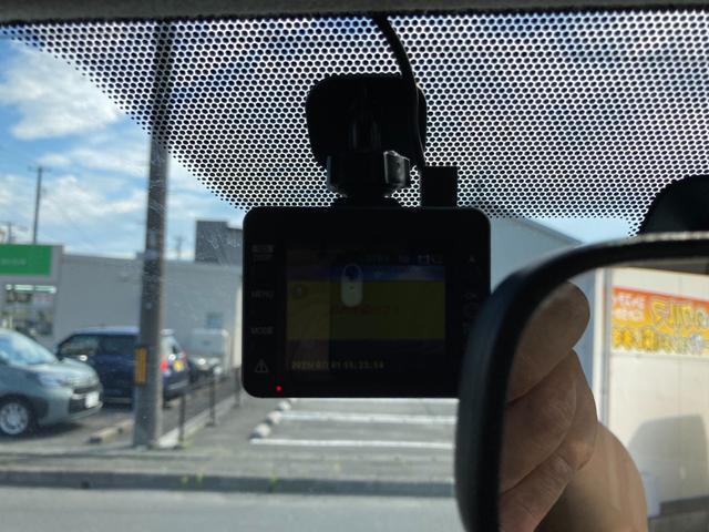 ハイエースバン スーパーＧＬ　４ＷＤ　オートマチック　ディーゼルターボ　両側スライドドア　キーレス　社外ナビ　ＴＶフルセグ　ＤＶＤ　Ｂｌｕｅｔｏｏｔｈ　バックカメラ　前方ドラレコ　ＥＴＣ　ＡＣ１００Ｖ　リヤヒーター　タイベル交換済（39枚目）