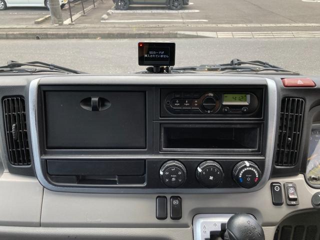 キャンター 　パブコパネルバン　新明和パワーゲート　４ＷＤ　ＡＴ　ディーゼルターボ　荷台内寸４３００・１７６０・２０７０　アルミ縞鋼板　ラッシングレール２段　バックモニター　フォグ　左電格ミラー　３７４６４７ｋｍ（26枚目）