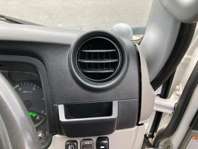 キャンター 　パブコパネルバン　新明和パワーゲート　４ＷＤ　ＡＴ　ディーゼルターボ　荷台内寸４３００・１７６０・２０７０　アルミ縞鋼板　ラッシングレール２段　バックモニター　フォグ　左電格ミラー　３７４６４７ｋｍ（33枚目）